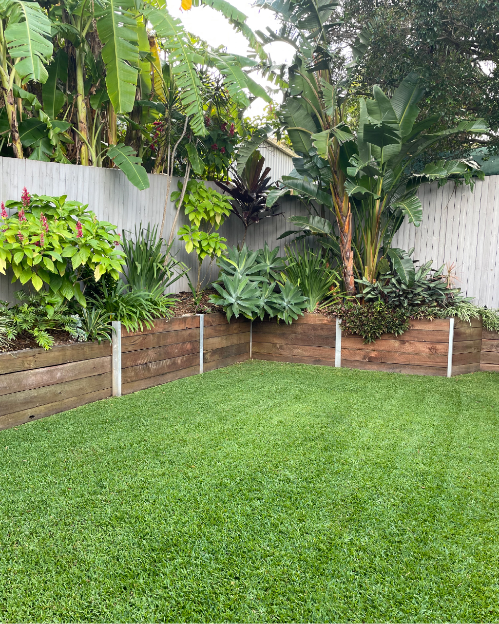 Beautiful Brisbane garden maintained by Stoneleaf.CO